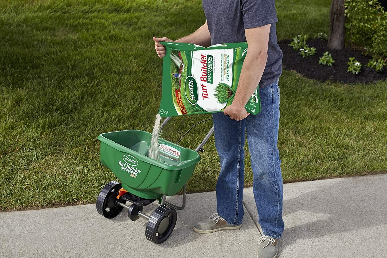 What Fertilizer To Use On Centipede Grass