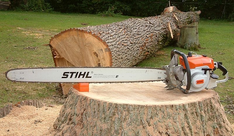 chainsaw for logging 2