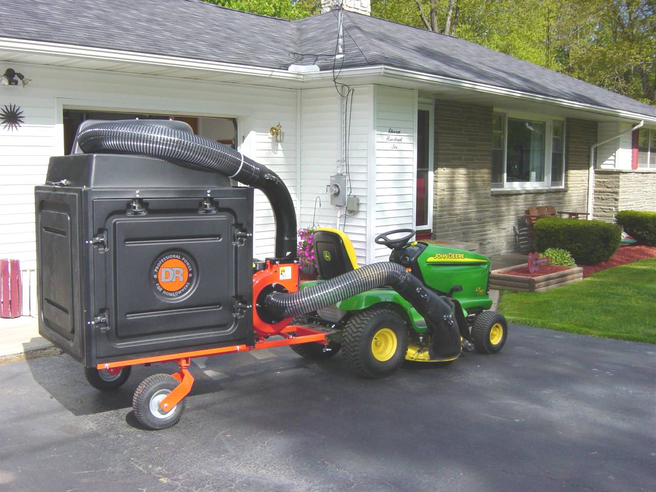 leaf vacuum for zero turn mower 1